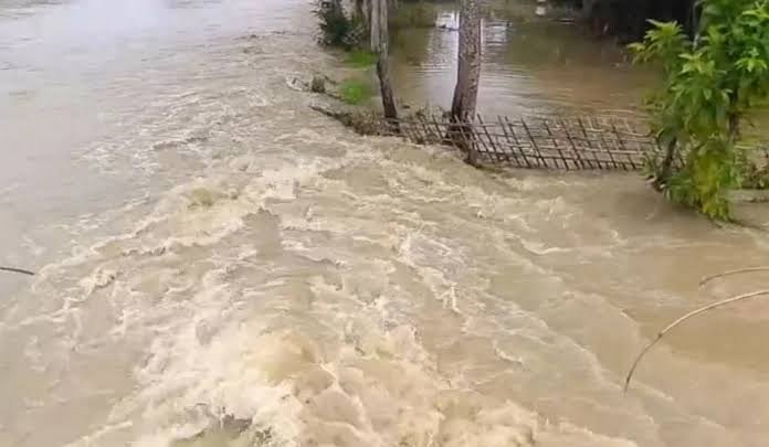 Strong floodwater current in Assam